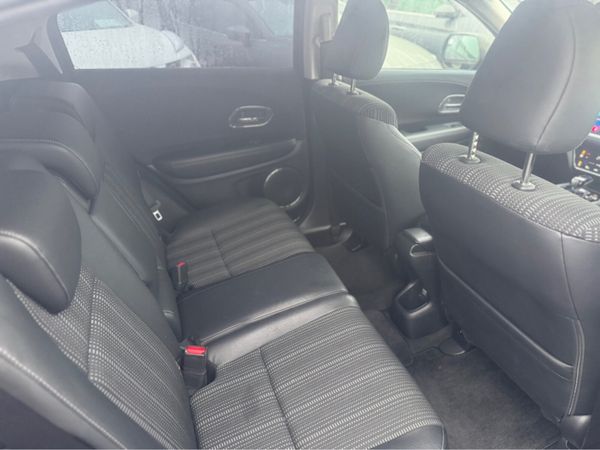 Honda Vezel Hybrid | Heated Seats | Camera | High 376979860