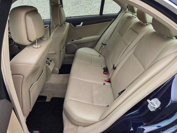 Mercedes C220 Auto, Superior condition 377136495