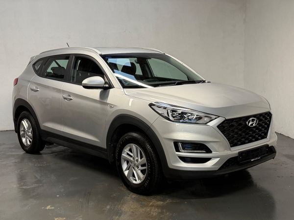 192 Hyundai Tucson SE COMFORT 1.6 PETROL - LOW KMS 377156930