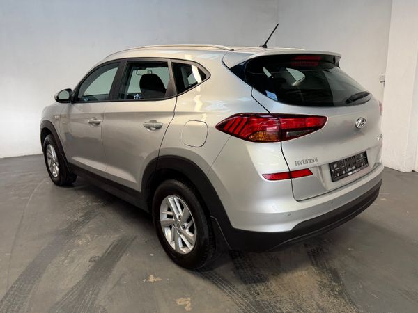 192 Hyundai Tucson SE COMFORT 1.6 PETROL - LOW KMS 377204921