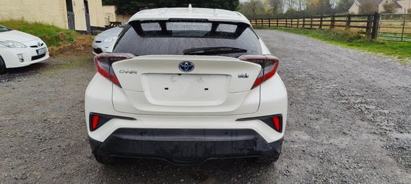 2017 Toyota CHR (Pear White) 370001498