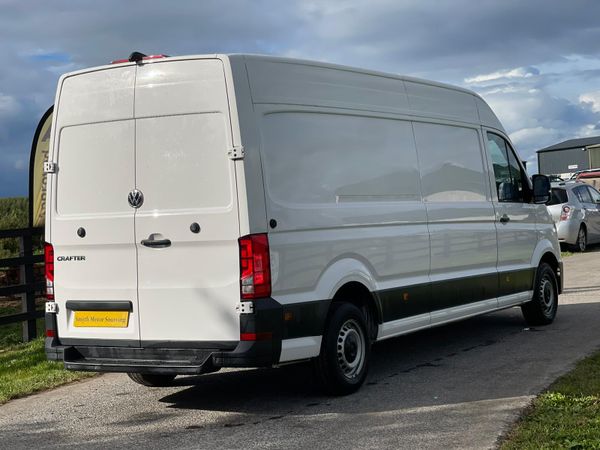 202 Volkswagen Crafter Highline 140bhp Spotless 370032565