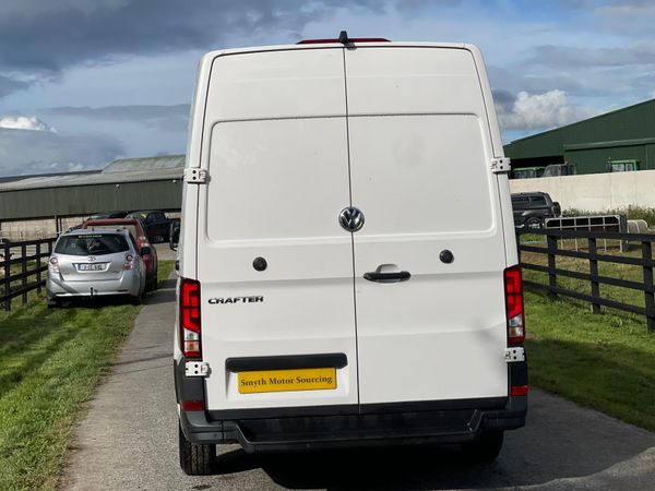 202 Volkswagen Crafter Highline 140bhp Spotless 370032561