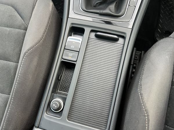 2018 (182) Volkswagen Golf GT 1.6 TDI 370048423