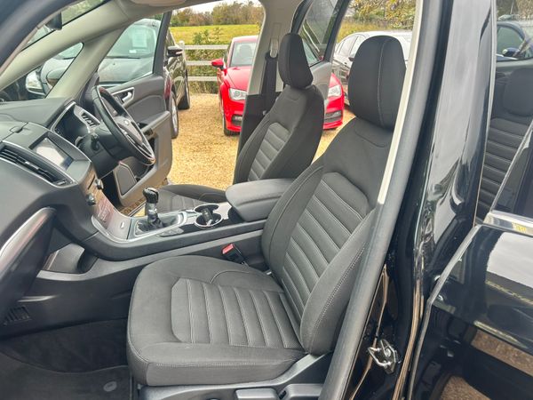 Ford galaxy titanium 370049709