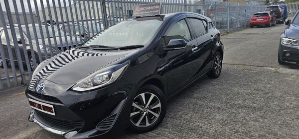 2019 (192) Toyota Aqua | Black 370060647
