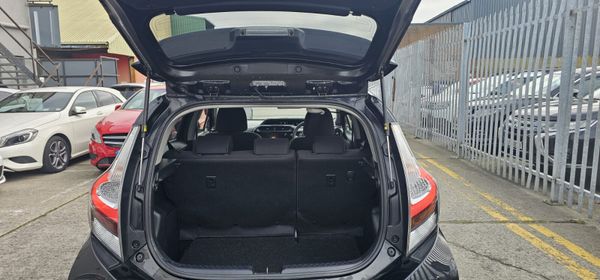 2019 (192) Toyota Aqua | Black 370060659