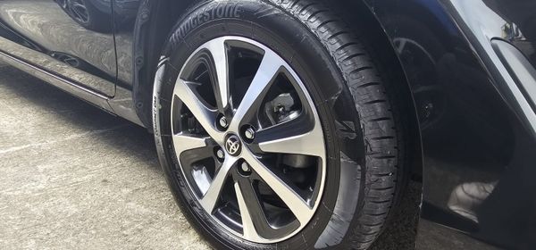 2019 (192) Toyota Aqua | Black 370060673