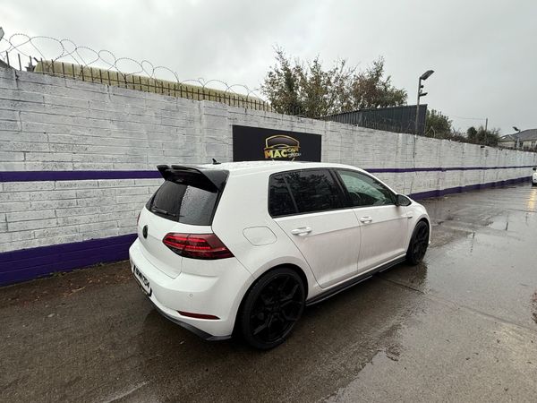 Volkswagen Golf GTD 2019 370061479