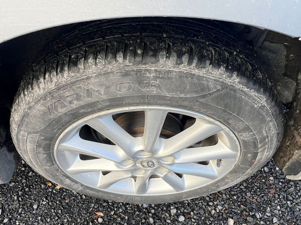 2013 Toyota Estima Revese Camera 370080916