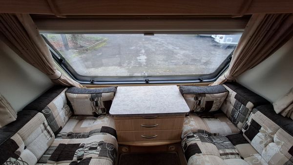 Elddis Vogue Fixed Bed Caravan 370092745