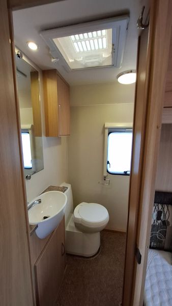 Elddis Vogue Fixed Bed Caravan 370092780