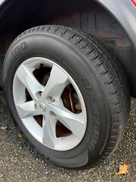 Stunning Qashqai New: NCT. Tyres. Service. low Km 370108912