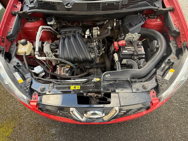 Stunning Qashqai New: NCT. Tyres. Service. low Km 370108937