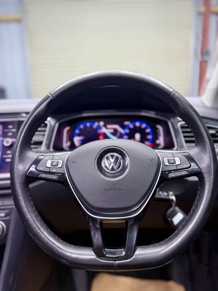 *Now Reserved* Volkswagen T-Roc 2018 370117217