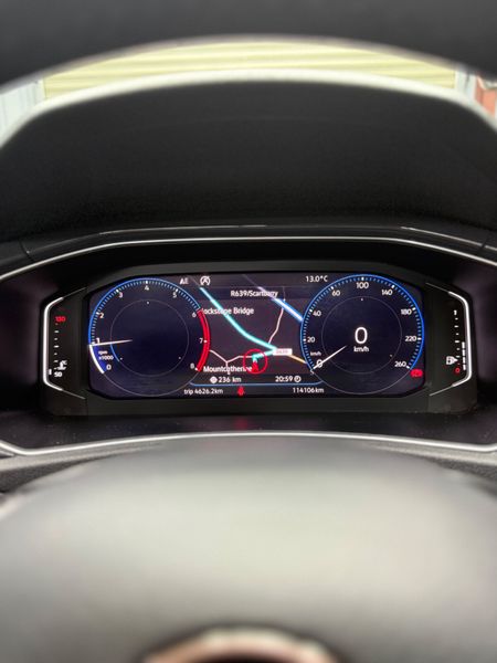 *Now Reserved* Volkswagen T-Roc 2018 370117223