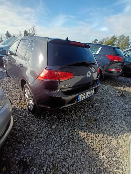 Volkswagen Golf 2016 370124472
