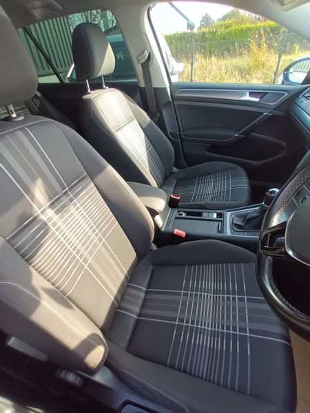 Volkswagen Golf 2016 370124481