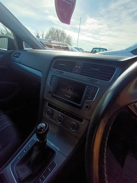 Volkswagen Golf 2016 370124482