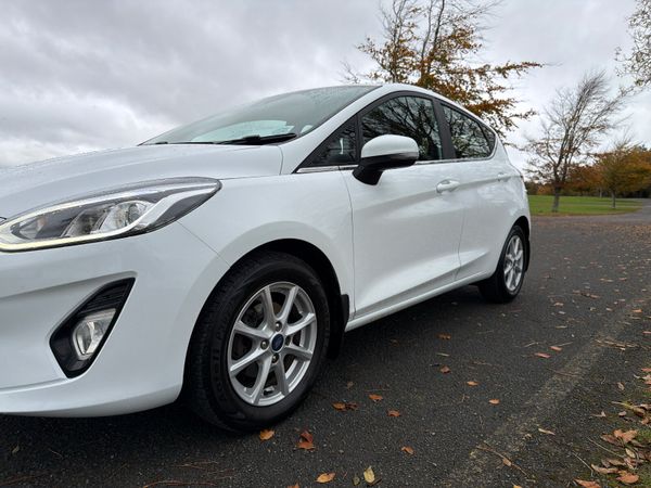 Ford Fiesta 2018 Titanium 1.5 TDCI 370149411