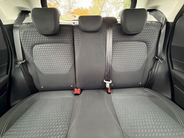 Ford Fiesta 2018 Titanium 1.5 TDCI 370149619