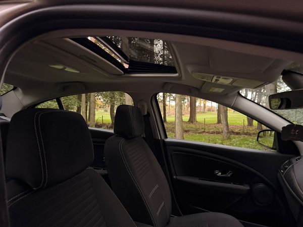 Renault Fluence 2016 Limited Edition 370141369