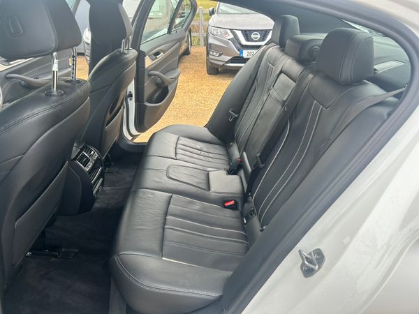 BMW 520D MSPORT 370154071