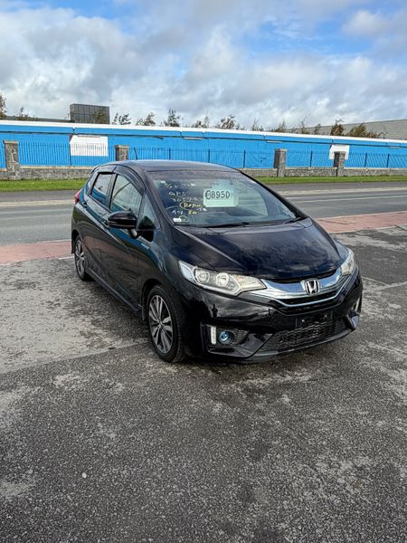 2014 Honda Fit 1.5 Hybrid 370155645