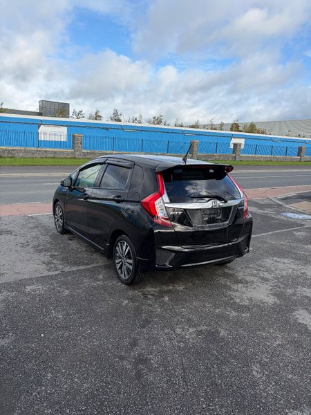 2014 Honda Fit 1.5 Hybrid 370155641