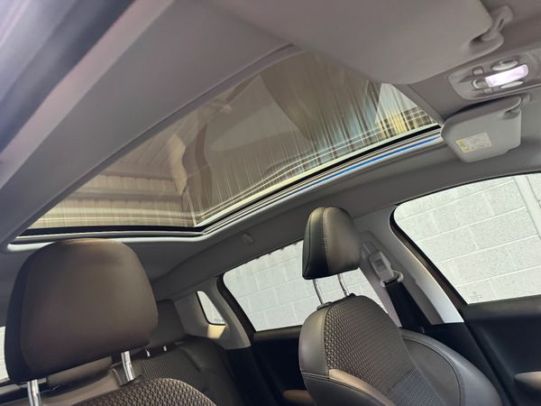 Peugeot 2008 2015       New NCT ! 370168263