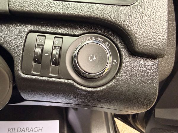 Opel Insignia 2016 Diesel 370162161