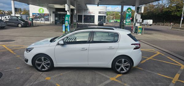 Peugeot 308 Allure Top Spec Panoramic roof 370174146