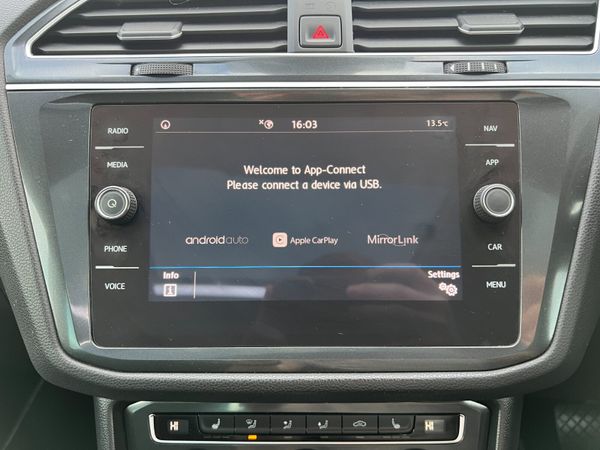 2018 (182) Volkswagen Tiguan SEL 2.0 TDI BMT -Auto 370171739