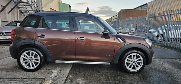 2016 Mini Countryman (PAN ROOF) Manual 370173218