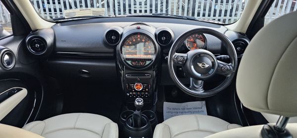 2016 Mini Countryman (PAN ROOF) Manual 370173239