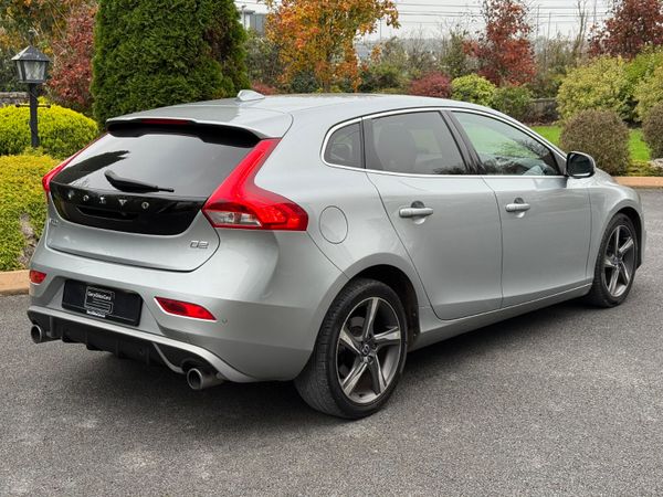 Excellent Condition 161 Volvo V40 R-Design! 370182475