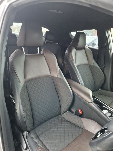 2017 Toyota C-HR G LED EDITION 370182893