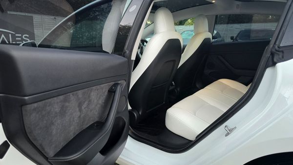 // Deposit Taken // 370196385