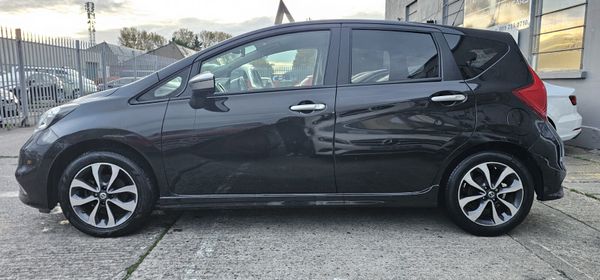 Nissan Note 2015  (LOW MILAGE AND 1 OWNER) 370197041