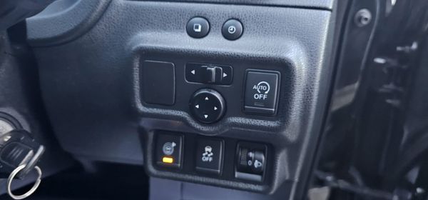 Nissan Note 2015  (LOW MILAGE AND 1 OWNER) 370197052