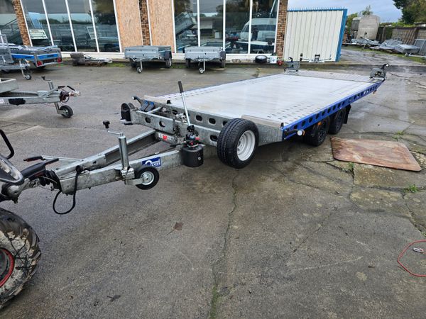 16ft tiltbed Car Transporter for Hire 370215970
