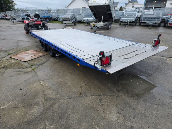 16ft tiltbed Car Transporter for Hire 370215973