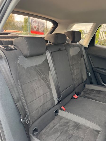 SEAT Ateca 2017 370212861