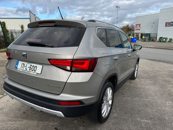 SEAT Ateca 2017 370212881