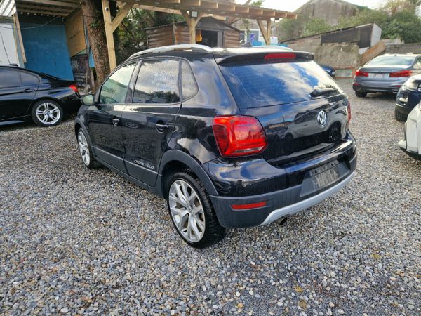 2016 volkswagen Polo Cross | 1.2 TSI Auto 370213645