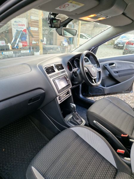 2016 volkswagen Polo Cross | 1.2 TSI Auto 370213657