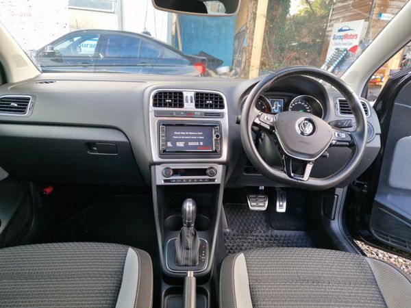 2016 volkswagen Polo Cross | 1.2 TSI Auto 370213666