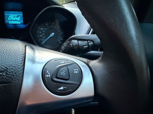 Ford Grand C-Max 2015 7 Seats 370227774