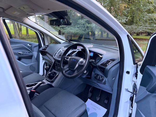 Ford Grand C-Max 2015 7 Seats 370227775