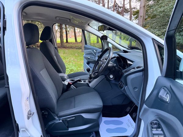 Ford Grand C-Max 2015 7 Seats 370227784